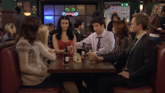 How I Met Your Mother. L'une de ces séries qui ont réussi à dépasser le simple cadre du divertissement télévisé pour devenir un·e ami·e à part entière