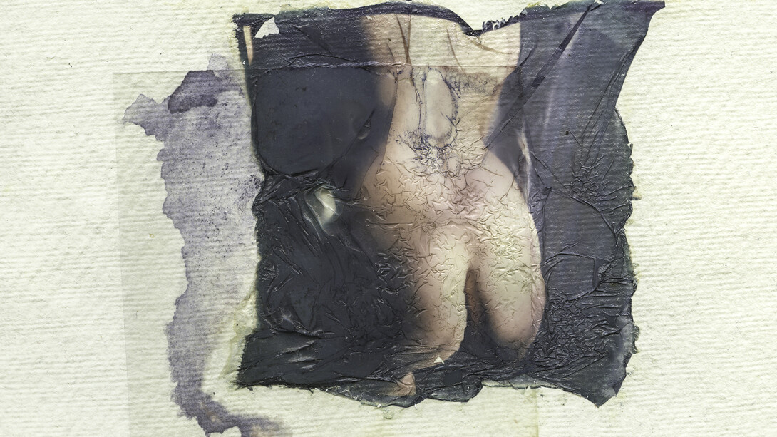 Margherita Chiarva, Untitled, Transfert TR 6, polaroid transfert on cotton, gauze fabric, mixed with tempera and ink, 50 x 40 cm © Margherita Chiarva