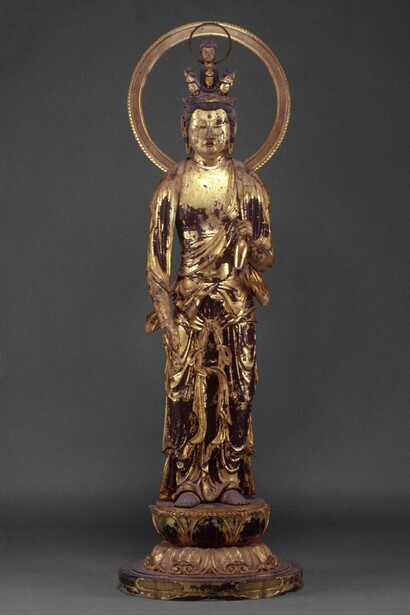 Jūichimen Kannon, the Bodhisattva of compassion with eleven heads (Avalokiteshvara), mid- to late 14th century. Courtesy of the Metropolitan Museum of Art
