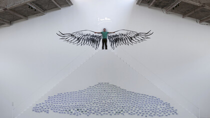 I am Free (2012), installazione interattiva site specific 840 x 1640 x 84 cm. 'Do you think that you aren’t free? You are free, but you do not know that you are free—and it is your not knowing that you are free that is your limitation and your imprisonment. Realize your freedom, and you are free.' Vilayat. Courtesy: the artist and GALLERIA CONTINUA, San Gimignano / Beijing / Les Moulins. Photo by: Oak Taylor-Smith. The Tunnel, 2012 / Galleria Continua / Beijing
