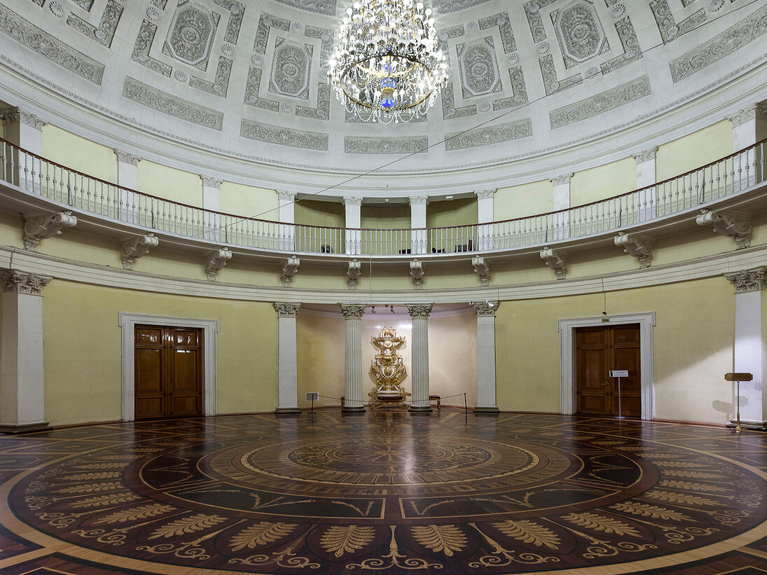 The Nevsky Suite of Rooms, Exhibition view. Courtesy of The State Hermitage Museum