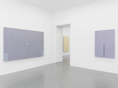 View of the exhibition Écriture at Perrotin Paris October 12 – December 21
Photo: Claire Dorn
© Courtesy of the artist & Perrotin