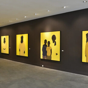 M’barek Bouhchichi, Who I am, what we are, exhibition view. Courtesy of L’Atelier 21