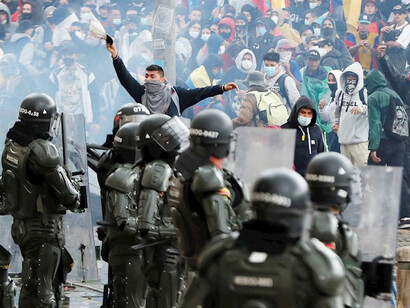 Se han presentado 2,905 casos de violencia policial, 153 casos de uso de arma de fuego por parte de los policías contra los manifestantes o población civil, 1,264 detenciones arbitrarias y 43 casos de violencia homicida