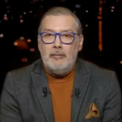 Borhen Bsaies, commentateur politique et porte-parole tunisien, souvent au centre des débats pour ses opinions proches du pouvoir, a été arrêté dans le passé pour corruption mais est ensuite revenu sur la scène en tant qu'analyste politique