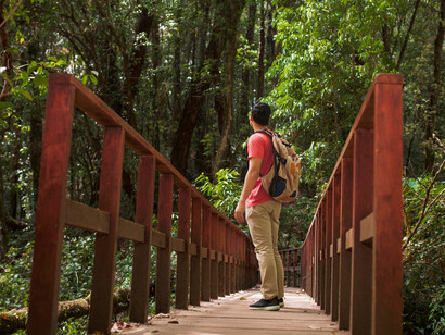 Explorar a natureza. Experimente e trabalhe seu autoconhecimento