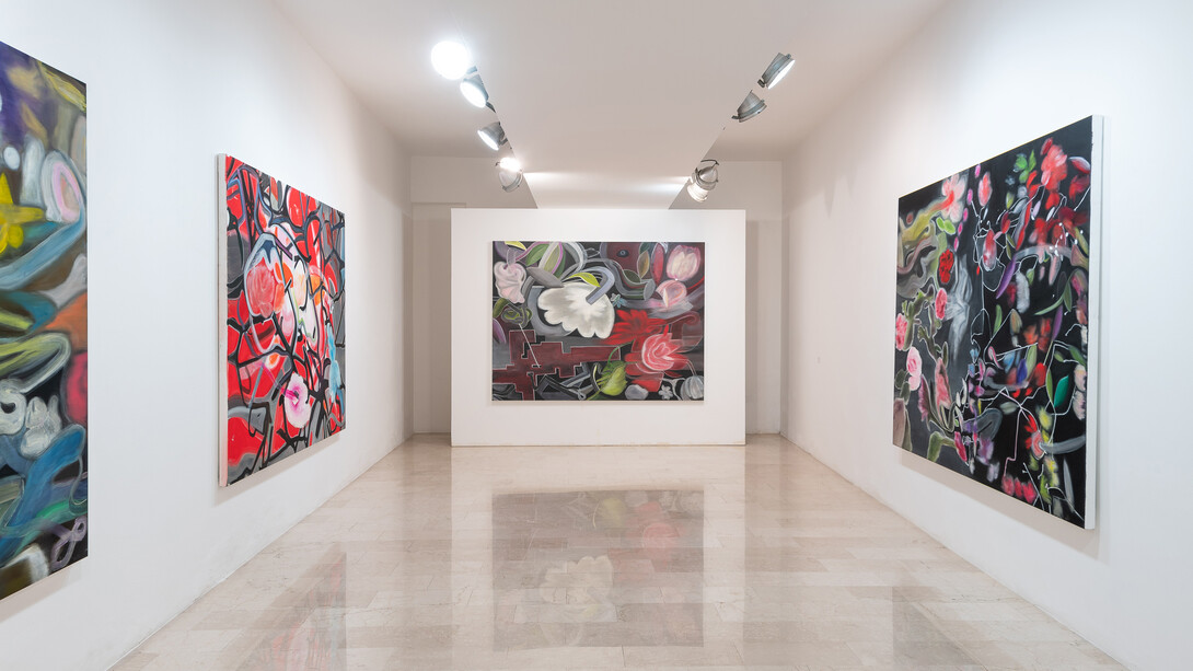 Outside our window: the recent paintings of Ross Bleckner, 2018-2025, exhibition view. Courtesy of Galleria Mazzoli