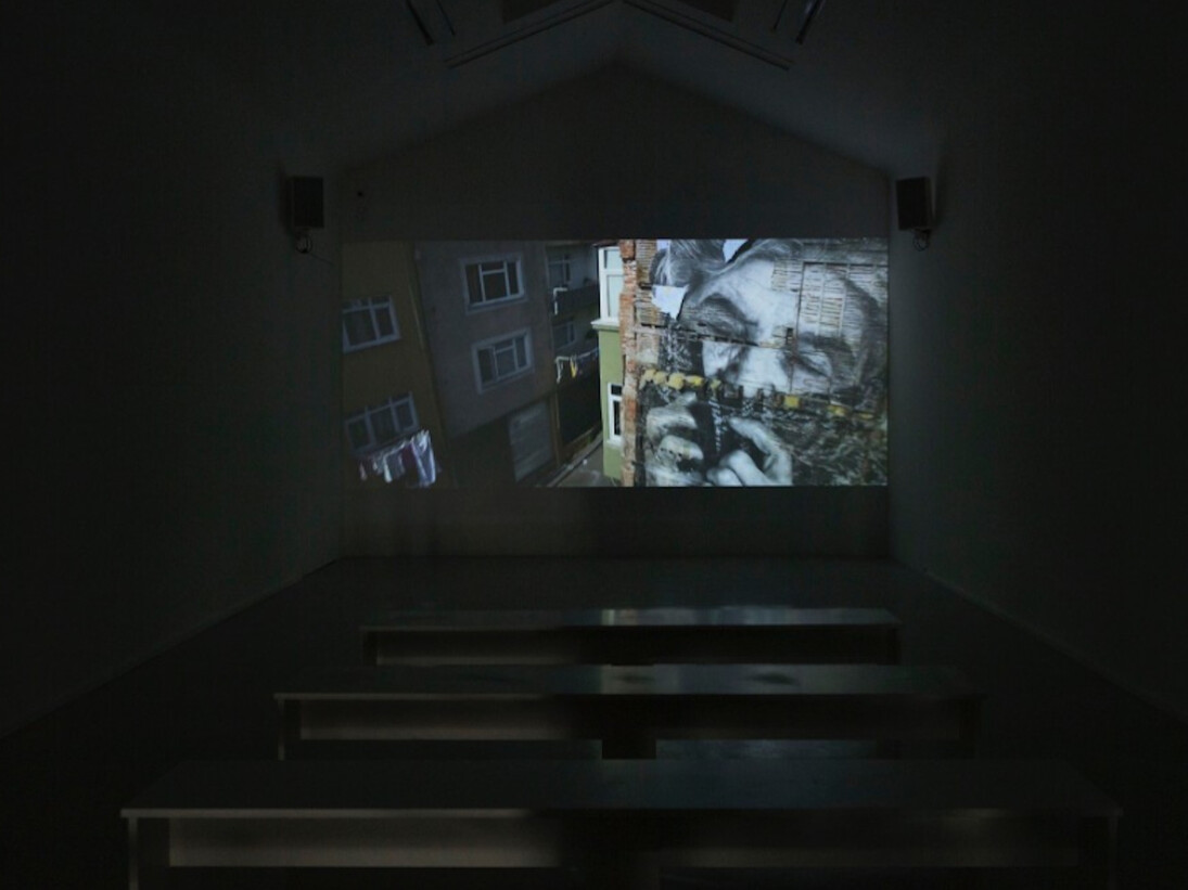 Wrinkles of the City, Exhibition view. Courtesy of galerie Perrotin