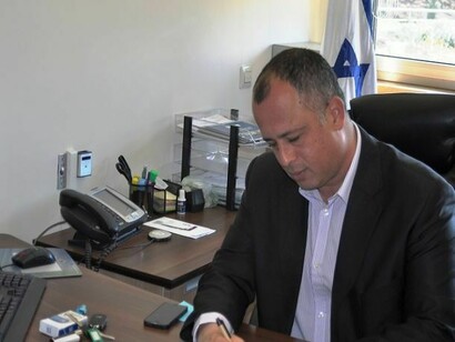 Hilik Bar, Whose Mouth and Heart Are On the Same Page