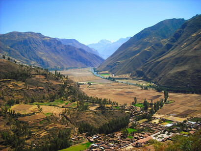 Vista de la cordillera Urubamba, Cuzco, Perú