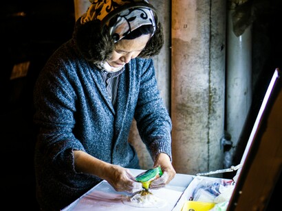 Her life in a Vietnamese-Chinese family was fortunate