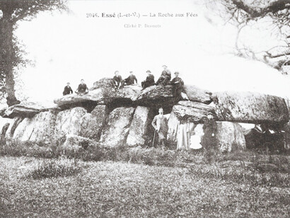 La Roche-aux-Fées au début du XXe siècle (carte postale),	vers 1910