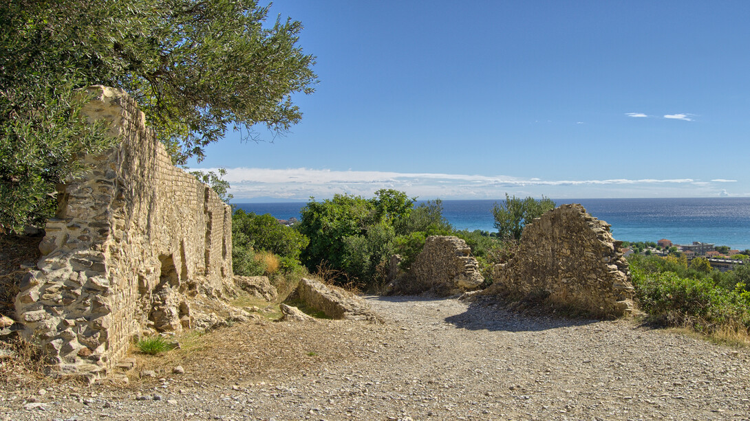 Resti lungo la via Iulia Augusta, Albenga (SV), Italia