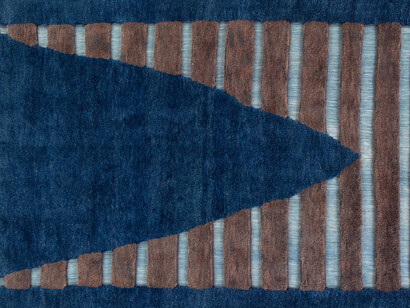Taher Asad-Bakhtiari, Tribal weave project, rug on display. Courtesy of Hostler Burrows