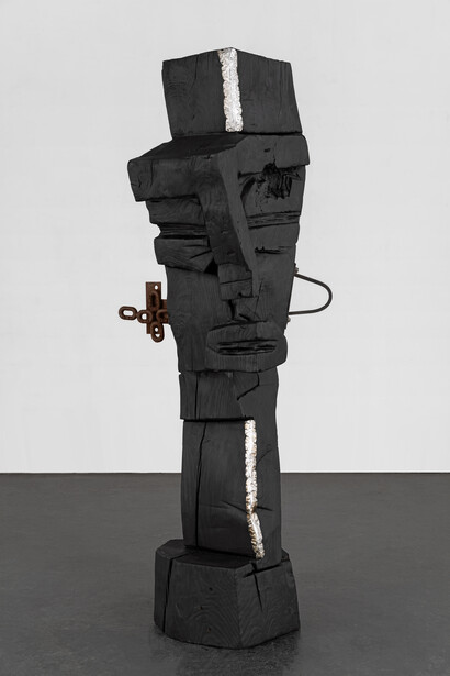 Leilah Babirye, Agali Awamu (Togetherness), 2022. © Leilah Babirye. Courtesy of the artist, Stephen Friedman Gallery, London and New York, and Gordon Robichaux, New York. Photo © Cooper Dodds. Courtesy of Yorkshire Sculpture Park
