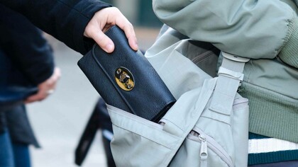 A pickpocketer successfully stole a person's wallet in Paris, France