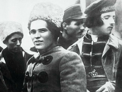 El 10 de noviembre de 1917 se abolieron todos los estamentos sociales y grados sociales en Rusia