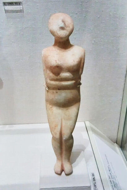 Marble Cycladic figurine, Greek and Roman Department, Metropolitan Museum, New York, USA