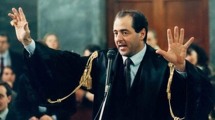 Antonio Di Pietro nel 1993-1994, come pubblico ministero del processo Enimont-Cusani, nell'ambito di Mani Pulite e Tangentopoli. Il pool di Milano e il processo di Tangentopoli: un bilancio storico necessario
