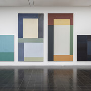 David Novros, exhibition view. Courtesy of Hamburger Kunsthalle
