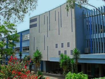 Su impecable labor profesoral en la Universidad de Costa Rica formó a numerosas generaciones de médicos y destacados especialistas