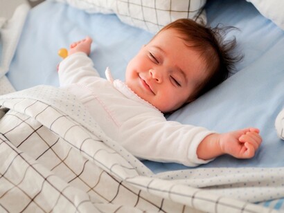 Bebé durmiendo