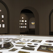 Divers artistes, Post tenebras lux, vue de l’exposition. Avec l’aimable autorisation du Musée Ariana. Photo par Boris Dunand, Musée Ariana