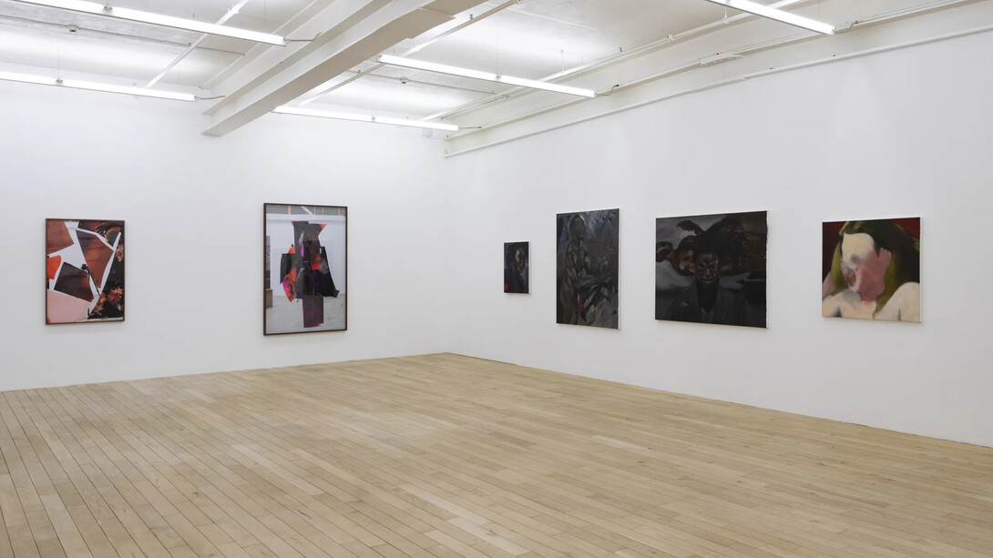 Various artists, Shifting, exhibition view. Courtesy of Galerie Peter Kilchmann