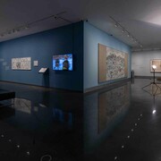 Museo de memorias inconstantes, vista de exhibición. Cortesía del Museo Universidad de Navarra