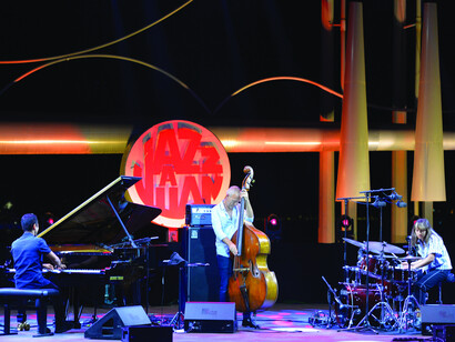 Avishai Cohen Trio © Rivierakris OTC Antibes