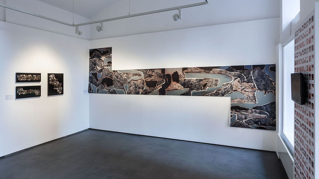 Dafna Talmor, Sea of stones: constructed landscapes (vol. III), exhibition view. Courtesy of Tobe Gallery