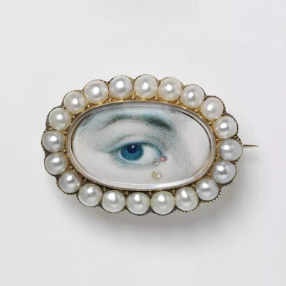 Eye miniatures, lover’s eyes. Miniatura dei primi del IXX secolo, una lacrima decorata con pietre preziose arricchisce l'oggetto. Conservata al V&A di Londra, UK