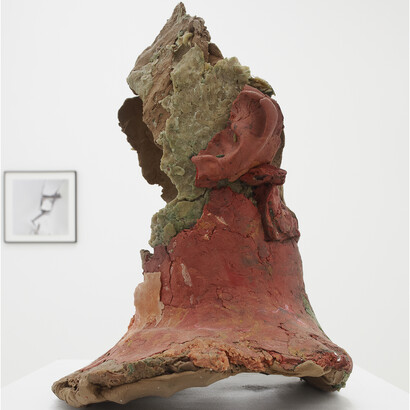 Felix Schramm, Omission 2, 2008, cera e pigmenti, 27 x 26 x 20 cm