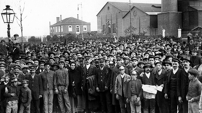 Se o instrumento da greve não for aplicado com a dignidade e o propósito para o qual foi desenhado, então é preferível que não seja utilizado. A greve, na sua génese, é uma ferramenta de rutura, um grito de “basta” perante a injustiça e de “não vamos tolerar mais isto”. Não foi concebida para ser um mero dia de ausência, nem muito menos uma arma apontada aos nossos pares