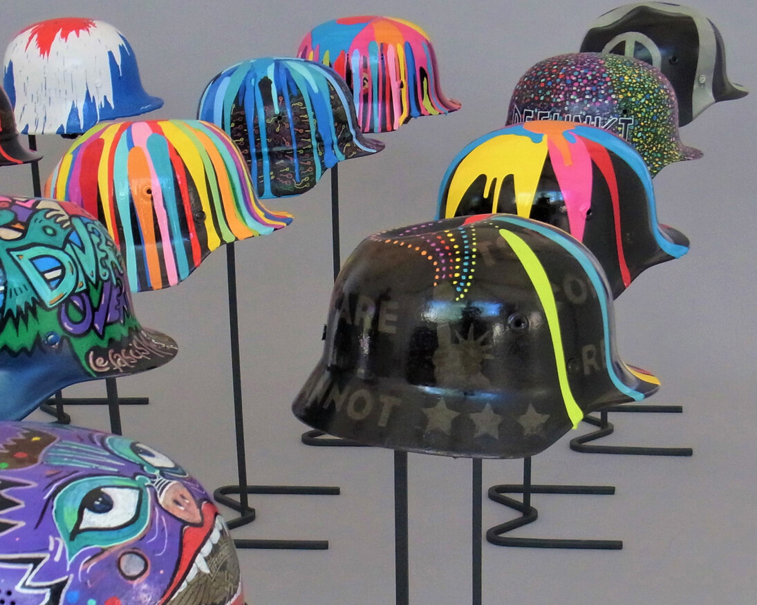 Diversity Not Fascism. Courtesy of Gallery Different