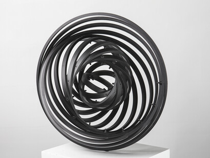 Sungfeel Yun, Energy 16, 2014, Aluminium, Bolts, Nuts, 40 × 40 × 20 cm