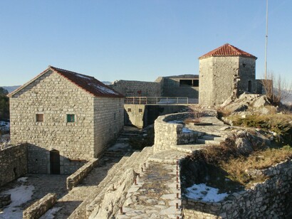 Casas em Nikšić, Montenegro