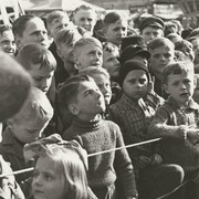 Marianne Brandt, Wartende kinder (detail), 1928. Mit freundlicher genehmigung der Kunstbibliothek