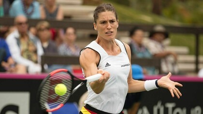 "Ha sido lo peor que me ha pasado en mi vida", dijo Andrea Petkovic tras tener que escuchar los versos de la época nazi suprimidos en el actual himno alemán