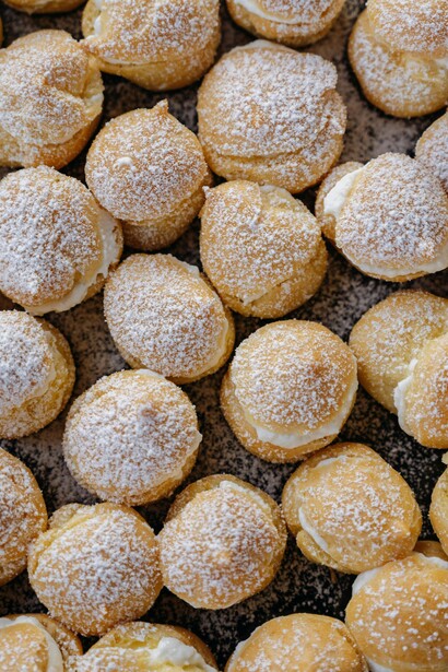 L’equilibrio tra umidità e calore è essenziale per ottenere una corretta lievitazione della pasta choux in forno