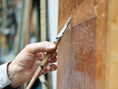Leather wallcovering