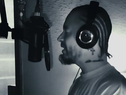 ‘+57’ destacó más por la polémica que generó que por su calidad artística, dejando una lección sobre la importancia de una producción musical responsable y bien trabajada