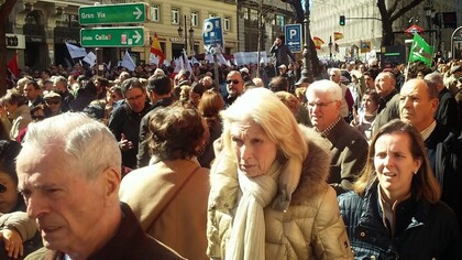 La población española sale a las calles