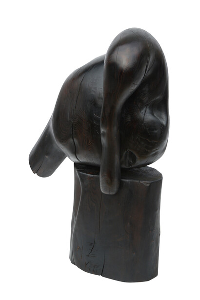 Wang Keping, Bird, 2012, Yew. Courtesy of  10 Chancery Lane Gallery
