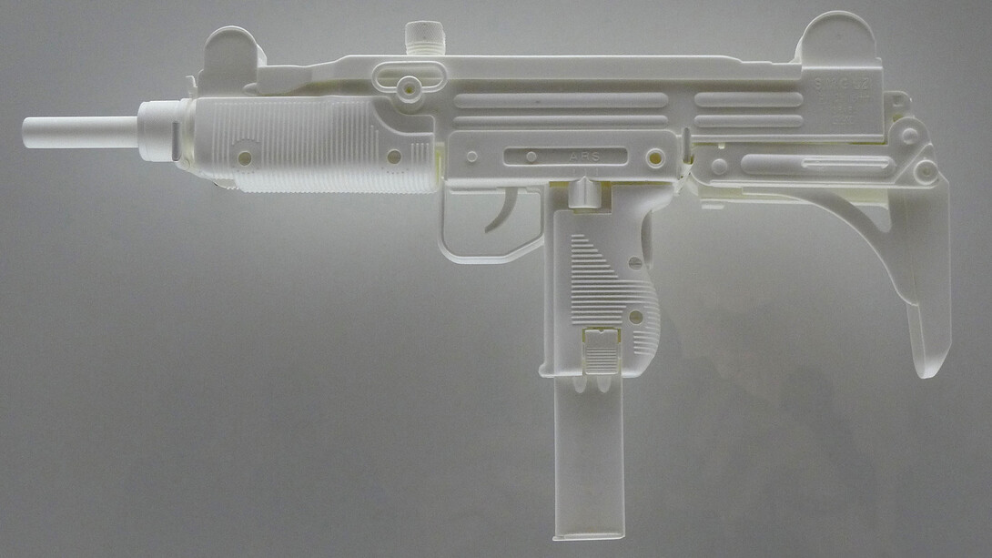 Painkillers I, 2014, life-size cast, powdered analgesic, polyurethane resin © Joanna Rajkowska. Courtesy ŻAK | BRANICKA & l’étrangère