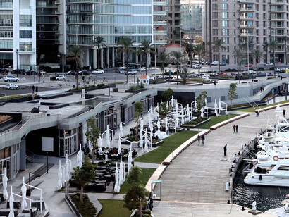 Zaitounay bay, promenade view