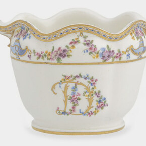 Sèvres Porcelain Manufactory, Nicolas Catrice, Wine glass cooler from the Madame du Barry service, 1771. Courtesy of NOMA