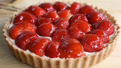 Sweet Strawberry Mascarpone Tart