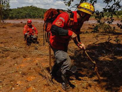 O mar de lama se espalhou pela cidade de Brumadinho, Minas Gerais, Brasil e destruiu casas, plantações, estradas, fauna e flora local