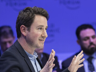 Los super ricos deberían pagar más y mejores impuestos. Gabriel Zucman, abril 2024,  economista francés de la Universidad de Berkeley